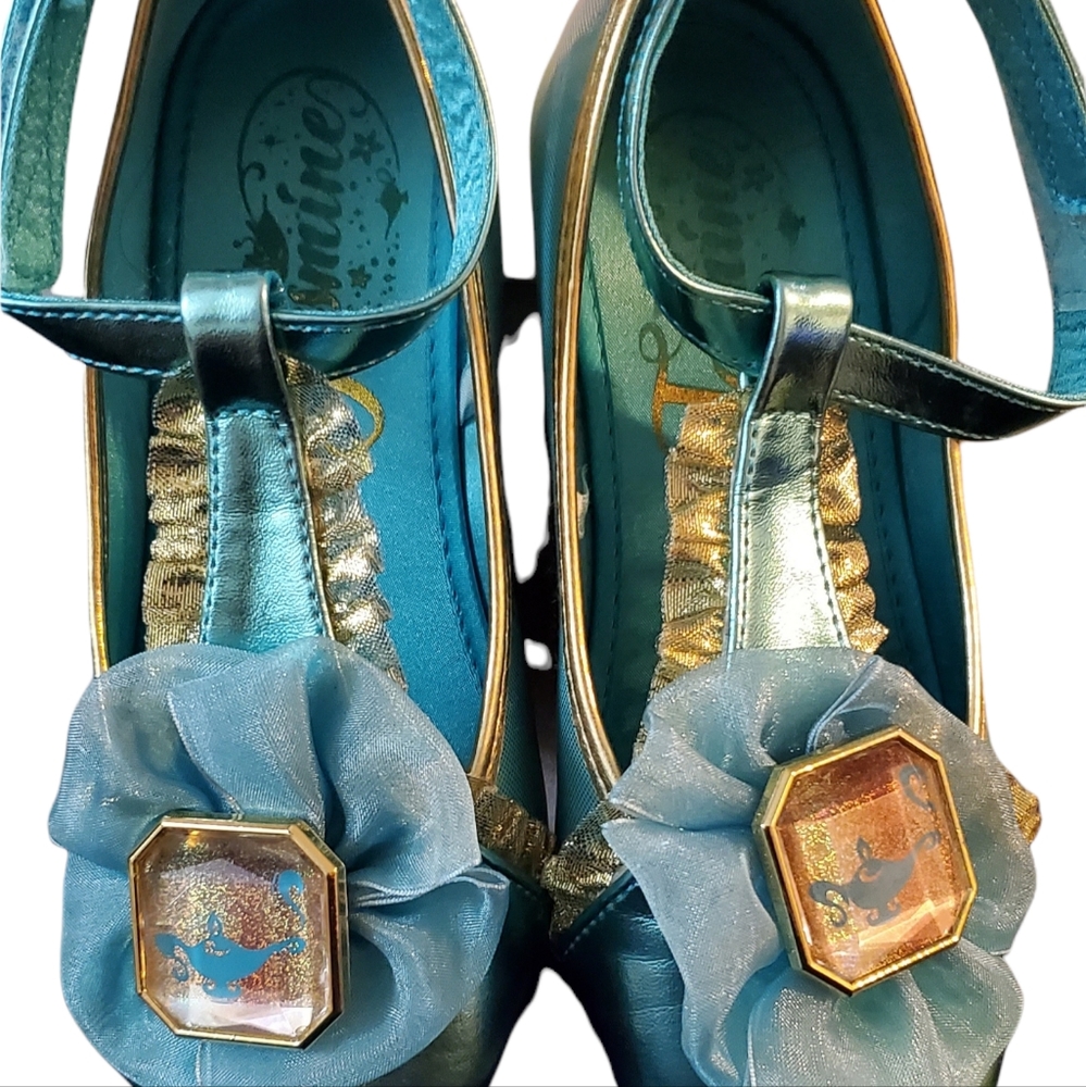 Like New Aladdin Jasmine Shoes 13/1